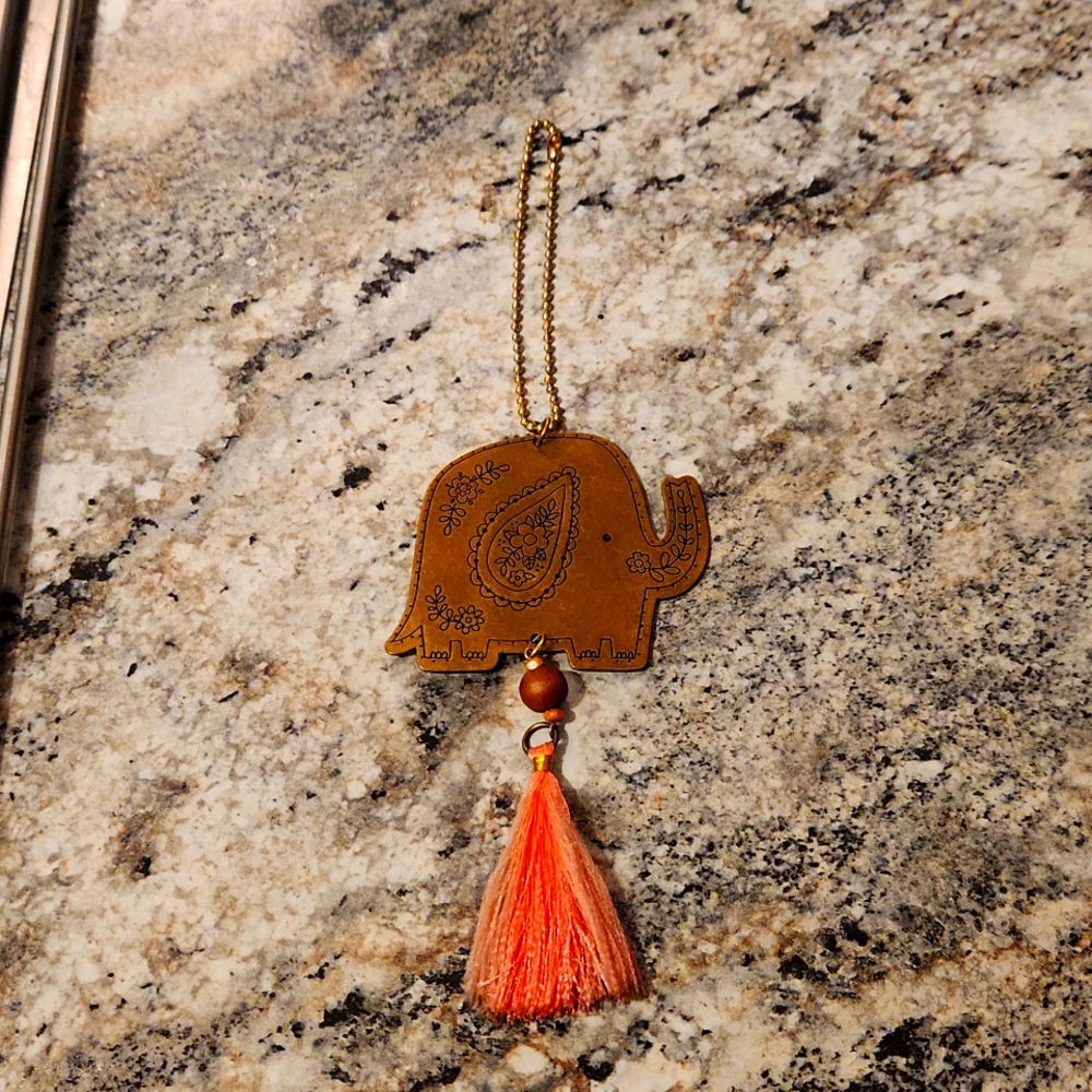 Elephant car charm/keychain